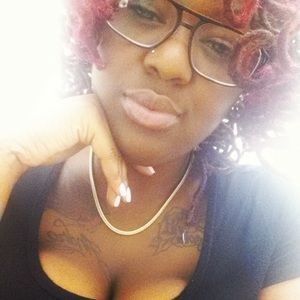 Meet your Posher, Kasha